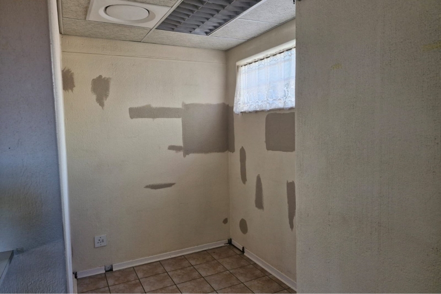 Commercial Property for Sale in Wilkoppies North West